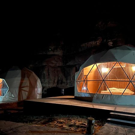 Scarlet Luxury Camp 瓦迪拉姆 外观 照片