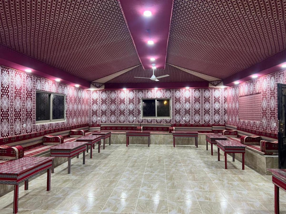 Scarlet Luxury Camp 瓦迪拉姆 外观 照片