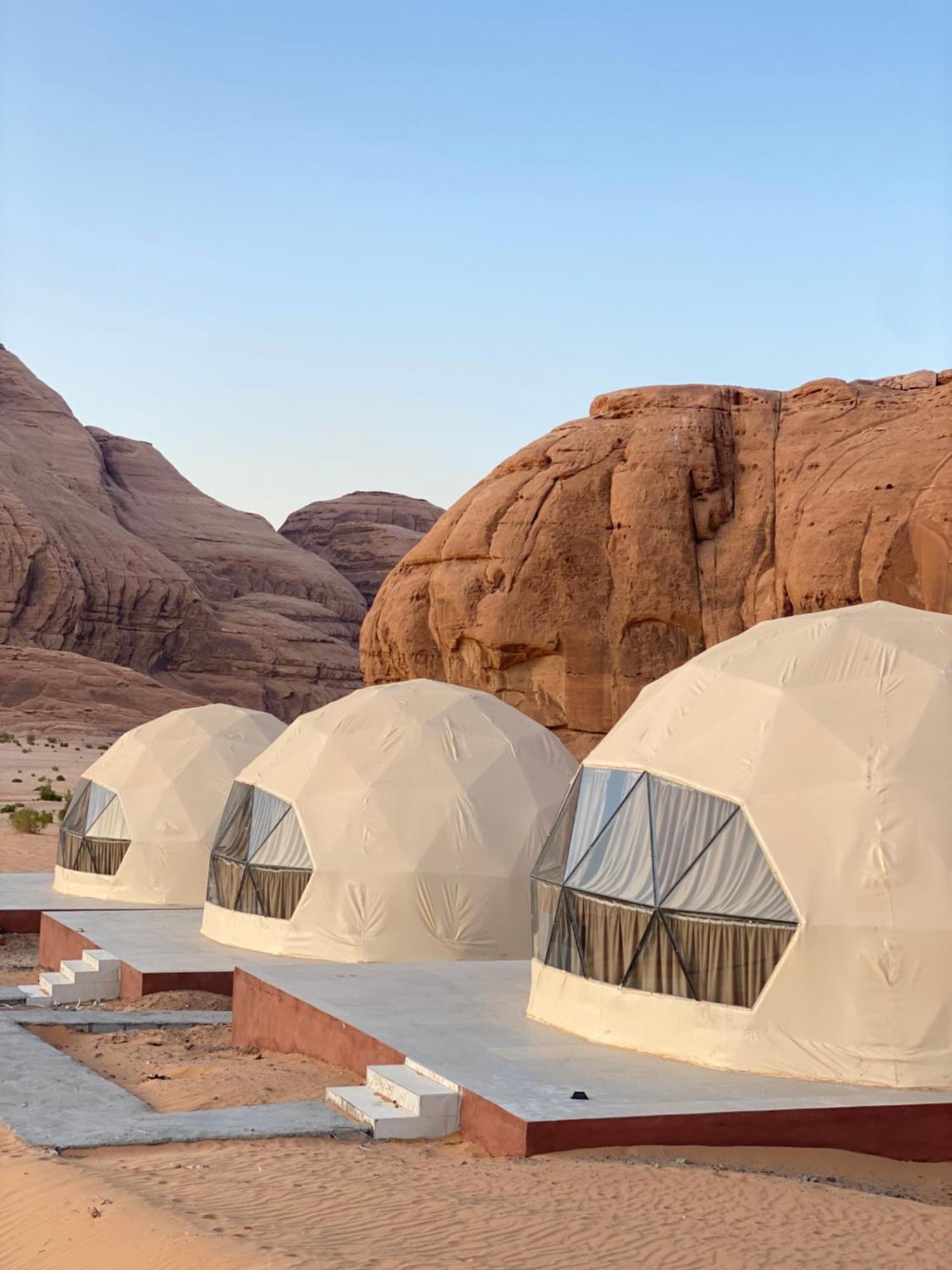 Scarlet Luxury Camp 瓦迪拉姆 外观 照片