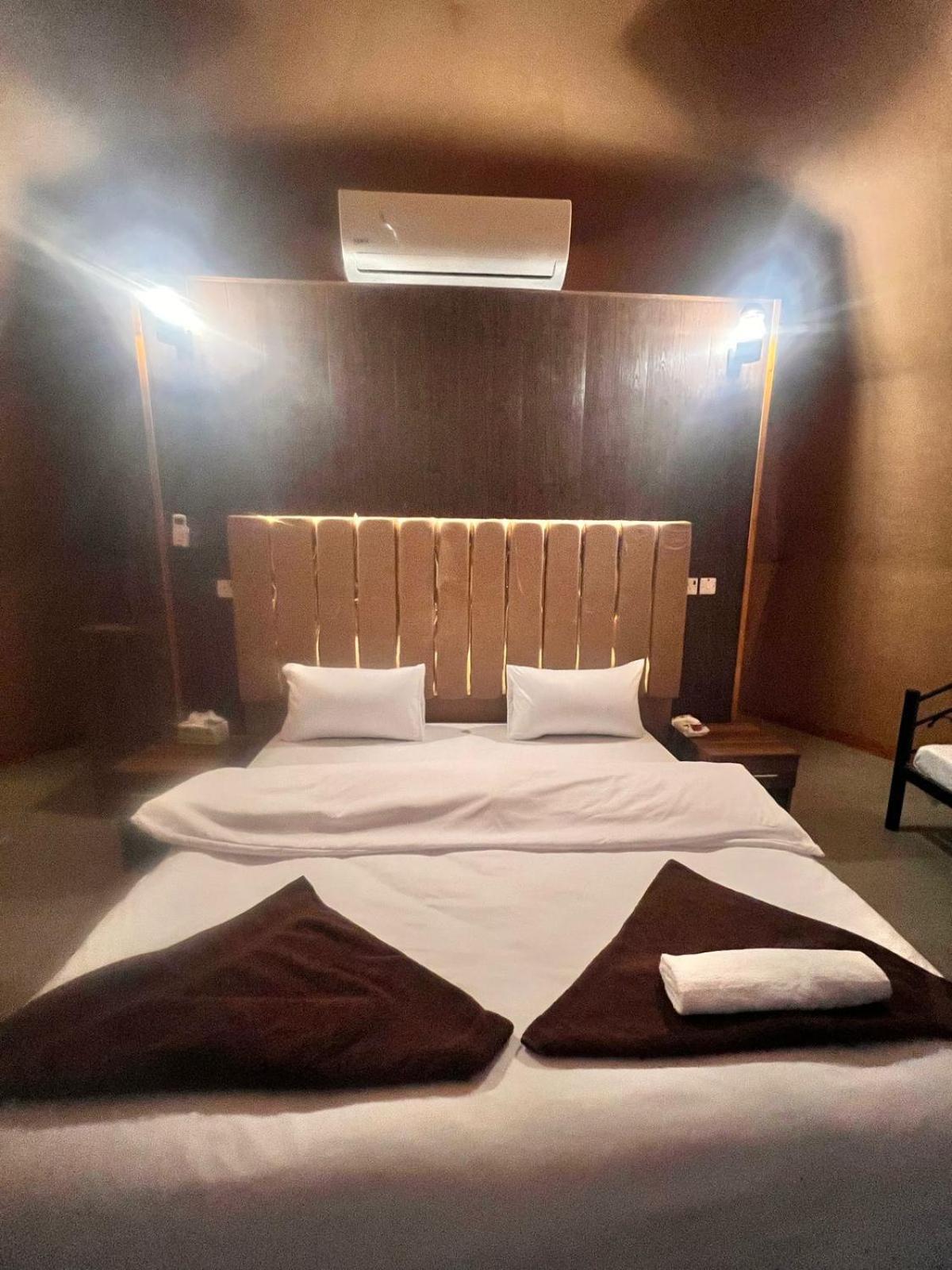 Scarlet Luxury Camp 瓦迪拉姆 外观 照片