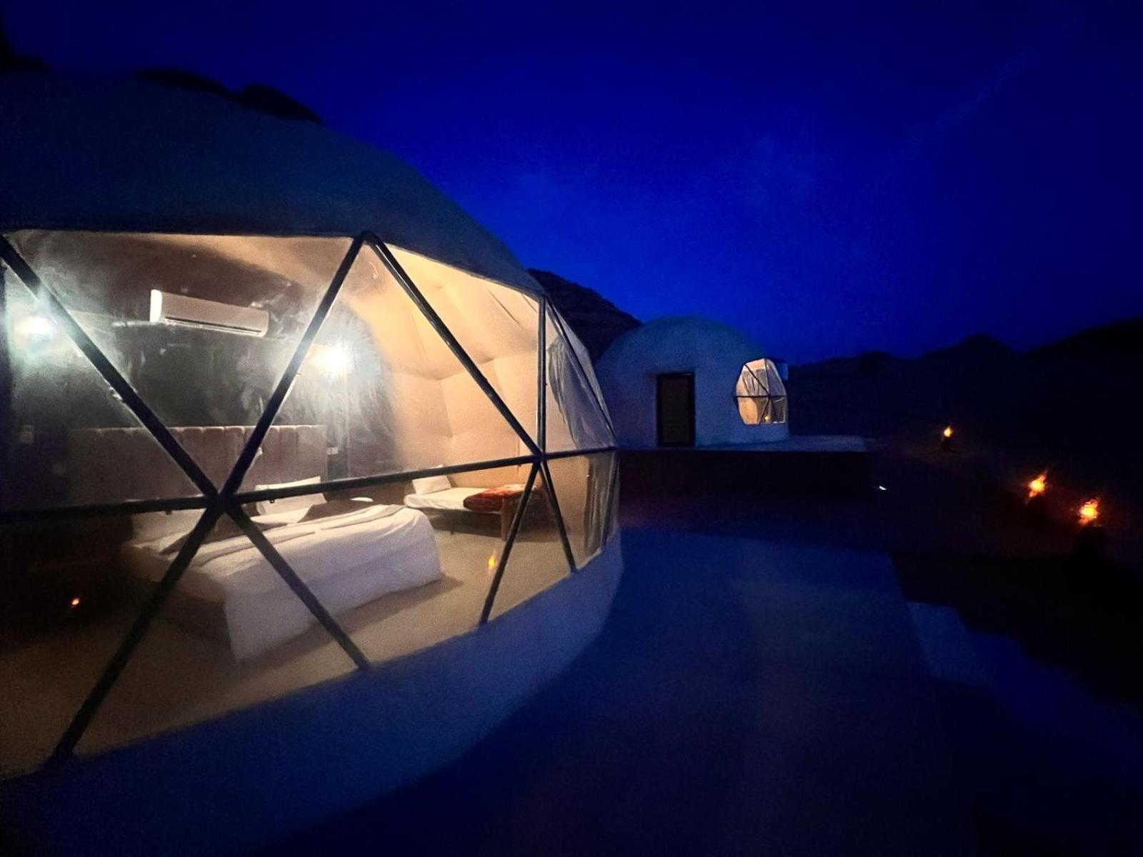 Scarlet Luxury Camp 瓦迪拉姆 外观 照片